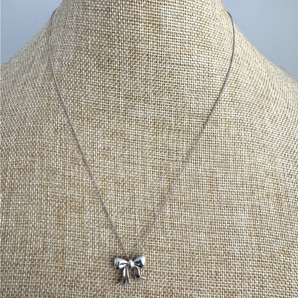 TIFFANY & CO. Sterling Silver 925 Ribbon Bow Necklace 18” - Picture 2 of 8